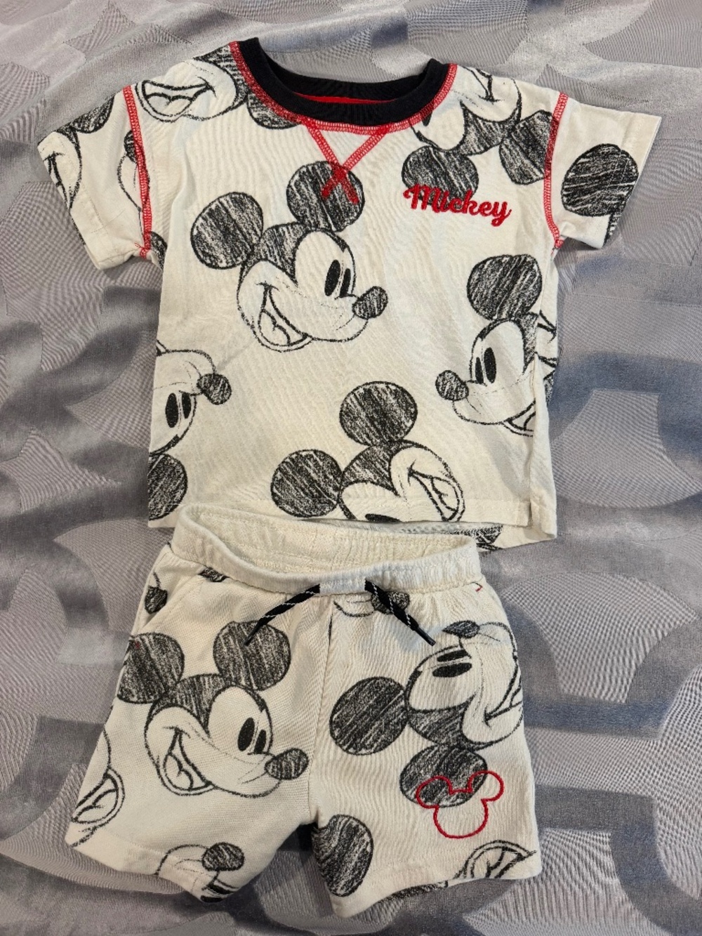 Disney matching set - 18 month